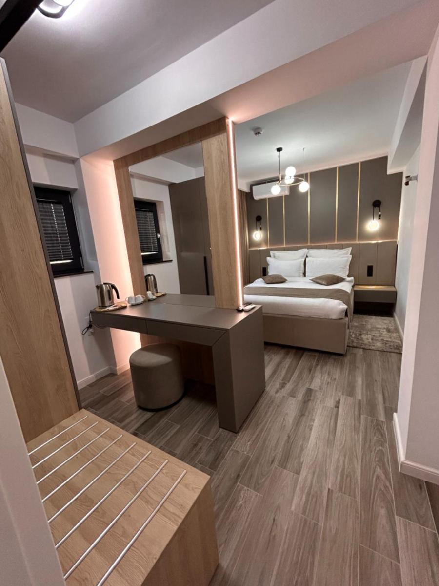 Monarc Boutique Aparthotel - Self Check-In Visan Exteriér fotografie