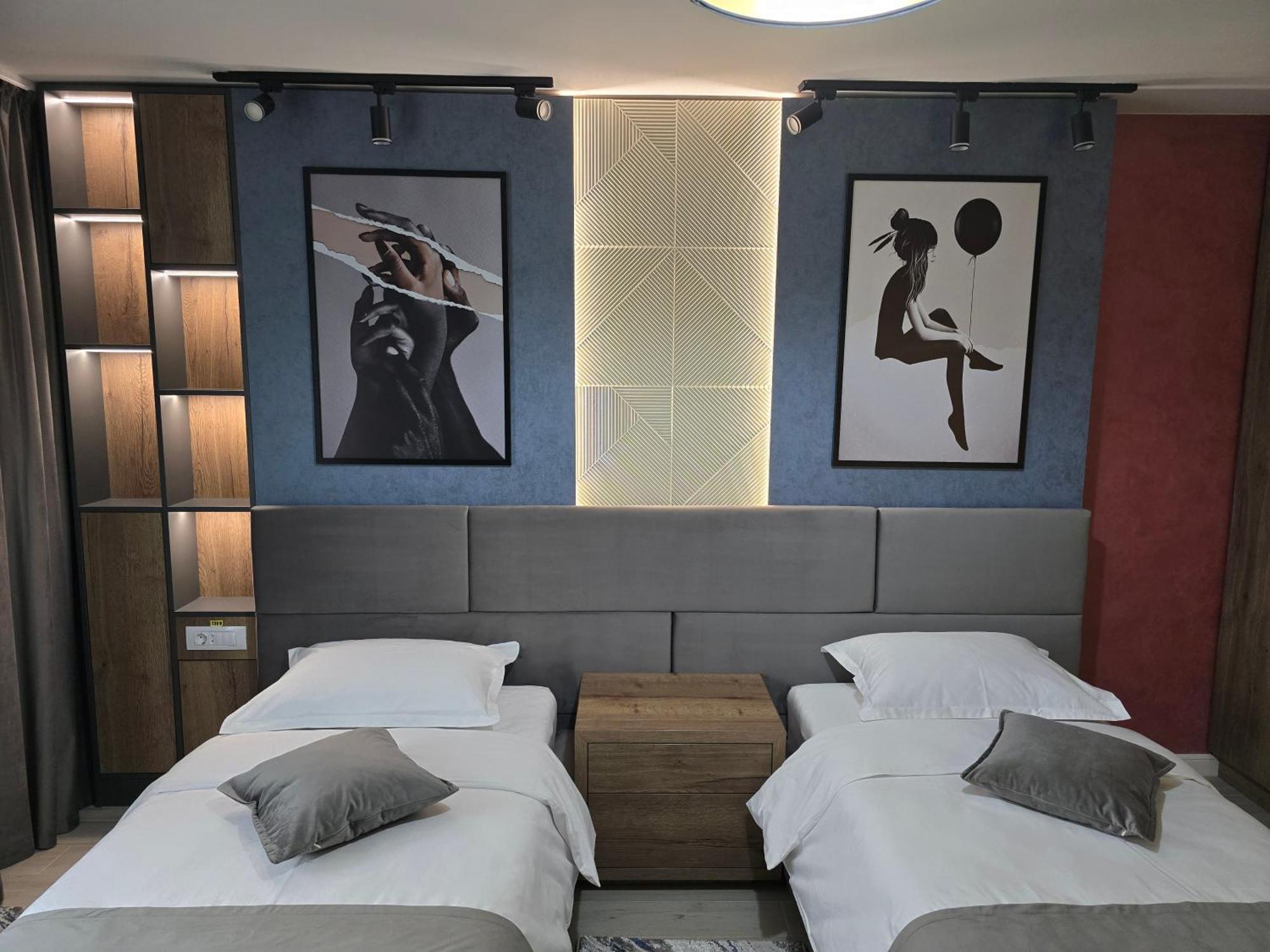 Monarc Boutique Aparthotel - Self Check-In Visan Exteriér fotografie