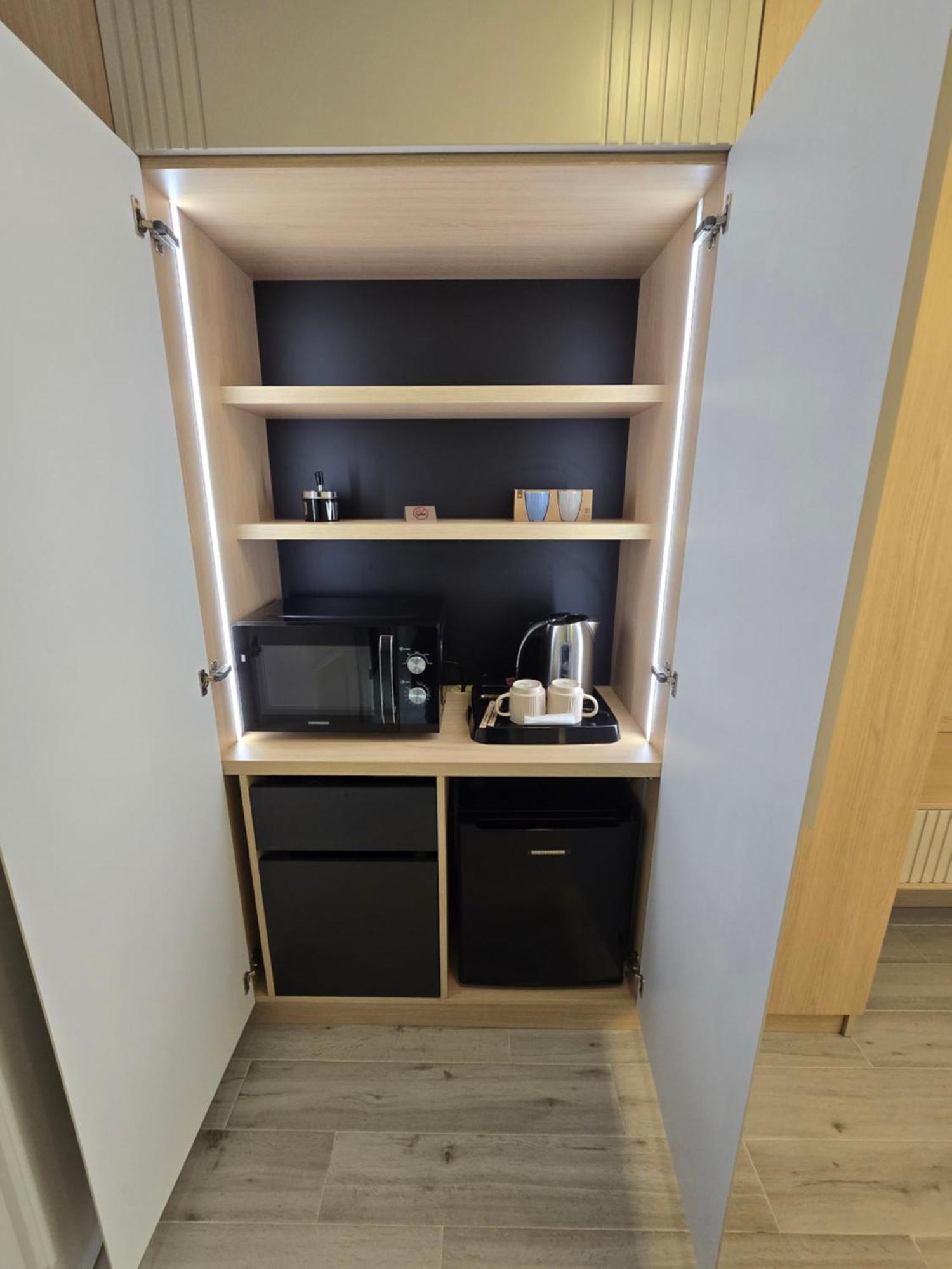 Monarc Boutique Aparthotel - Self Check-In Visan Exteriér fotografie